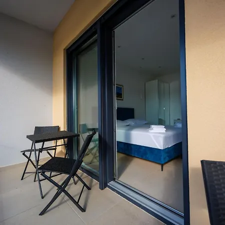 Navis In - Haus Fuer 8 Personen