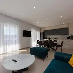 Navis In - Haus Fuer 8 Personen Vila *