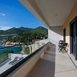 Navis In - Haus Fuer 8 Personen Vila