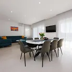 Vila Navis In - Haus Fuer 8 Personen