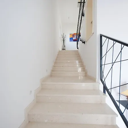 Villa Navis In - Haus Für 8 Personen Rogotin
