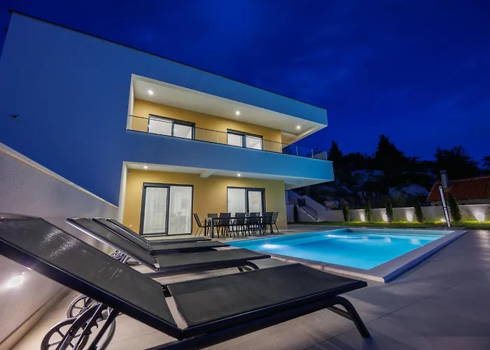 Navis In - Haus Für 8 Personen Rogotin