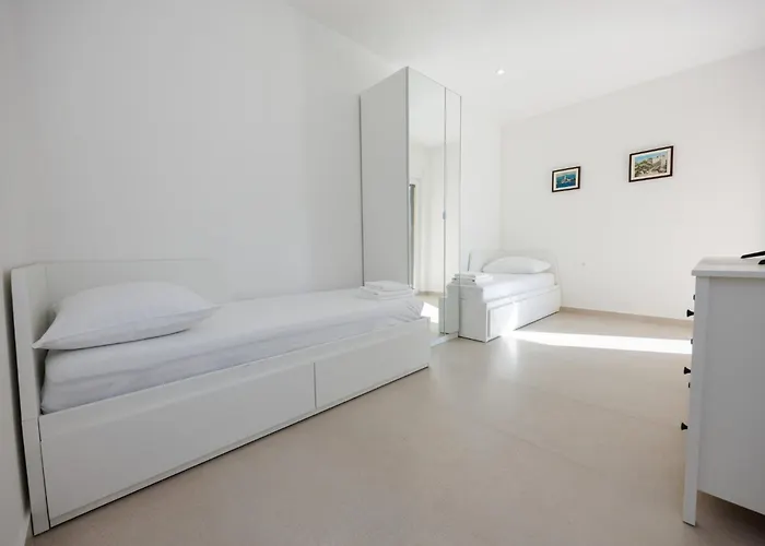 Navis In - Haus Für 8 Personen Rogotin