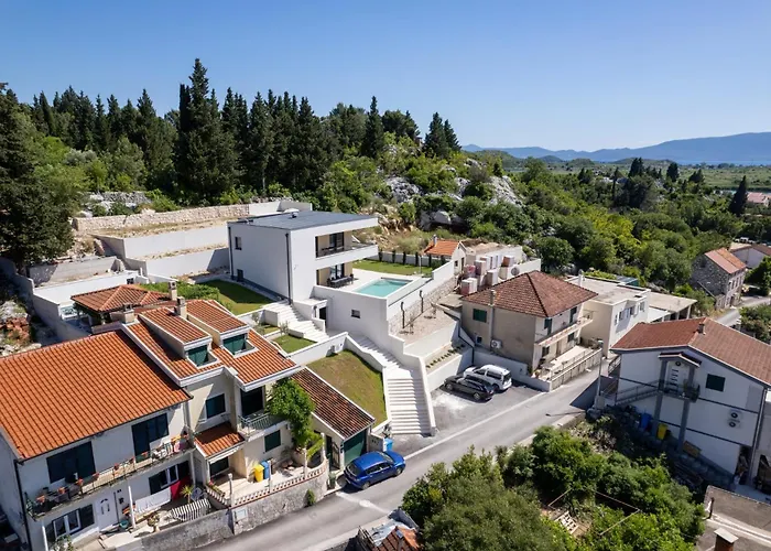 Villa Navis In - Haus Für 8 Personen Rogotin